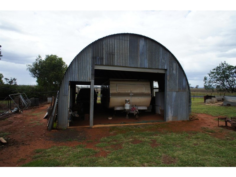 4 King Street, Yeoval NSW 2868