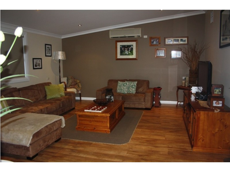 65 Flint Street, Forbes NSW 2871