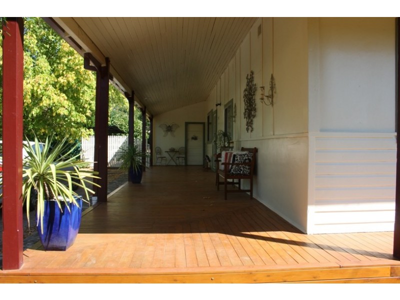 65 Flint Street, Forbes NSW 2871