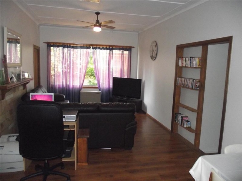 5 Pearce Street, Parkes NSW 2870
