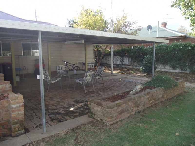 5 Pearce Street, Parkes NSW 2870