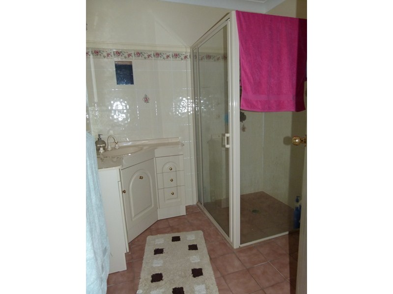 13 Wyndham Ave., Forbes NSW 2871