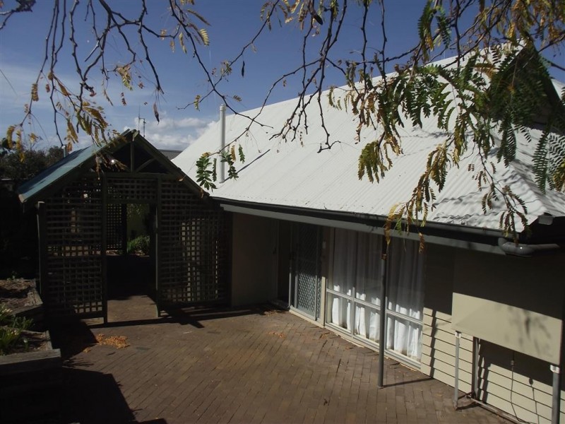 26 Gap Street, Parkes NSW 2870