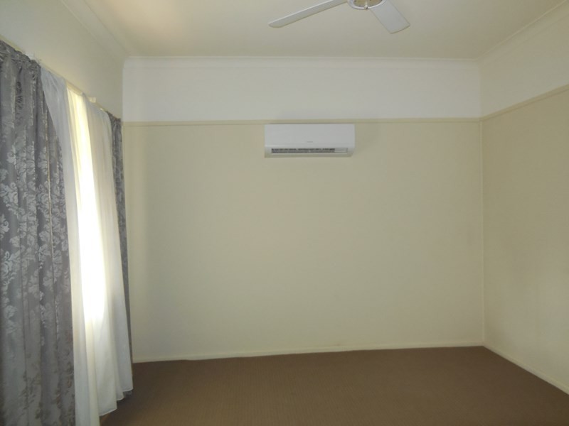 88 Flint Street, Forbes NSW 2871