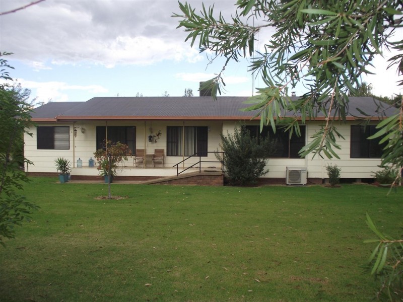 305 Back Yamma Road, Parkes NSW 2870