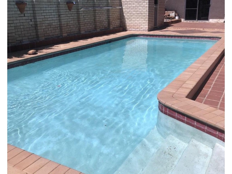 73 East Street, Parkes NSW 2870