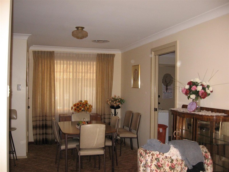 110 Warrah Street, Peak Hill NSW 2869