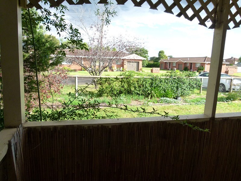 4 Quarry Road, Forbes NSW 2871