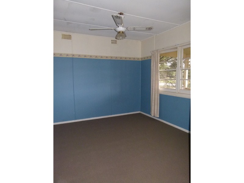 4 Quarry Road, Forbes NSW 2871