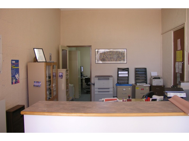 1-4 / 265 Clarinda St, Parkes NSW 2870