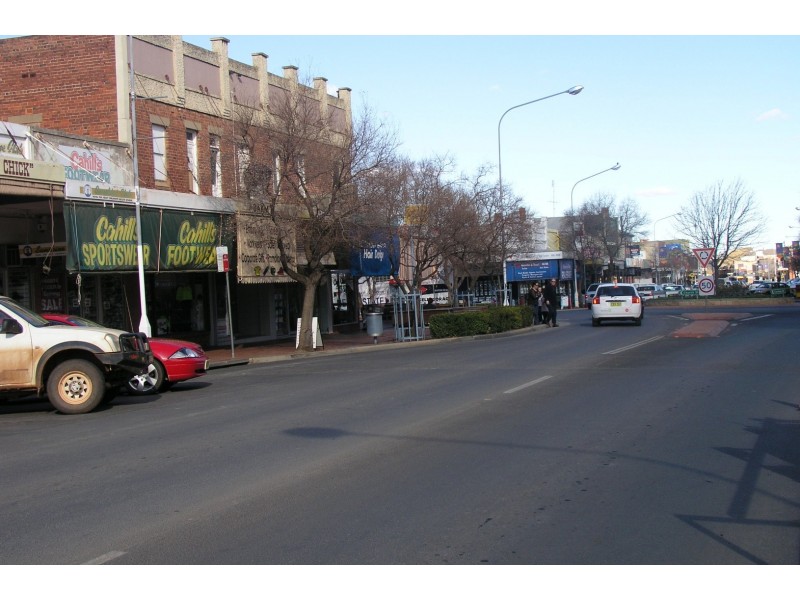 1-4 / 265 Clarinda St, Parkes NSW 2870