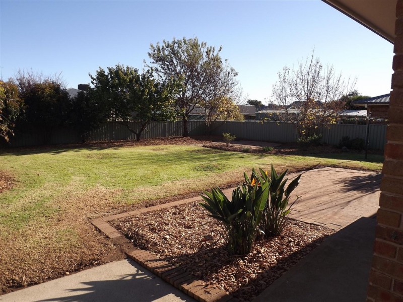 155 Condobolin Road, Parkes NSW 2870