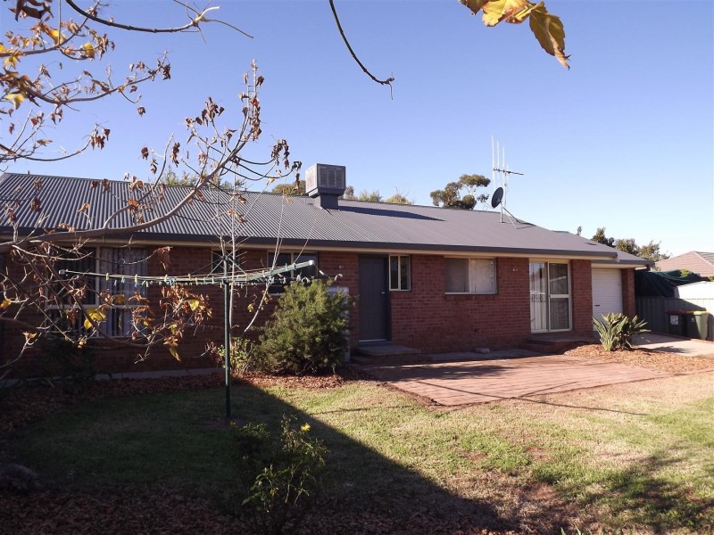 155 Condobolin Road, Parkes NSW 2870