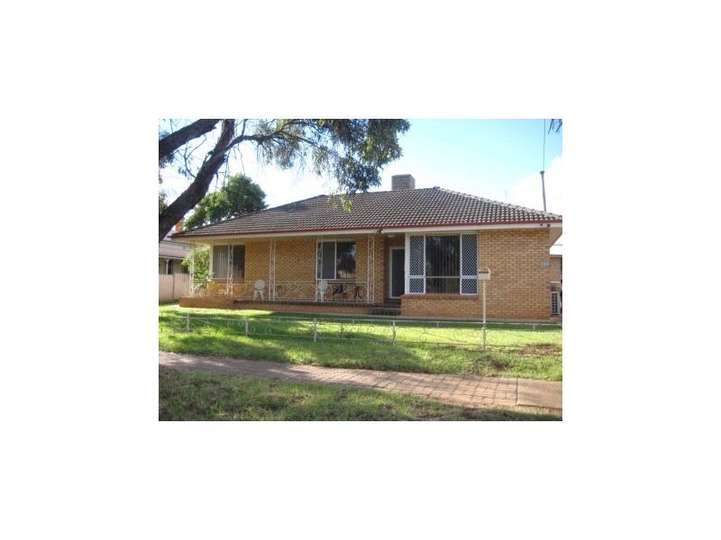 133A Bathurst St, Condobolin NSW 2877