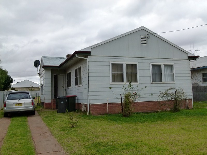 17 Conridge Street, Forbes NSW 2871