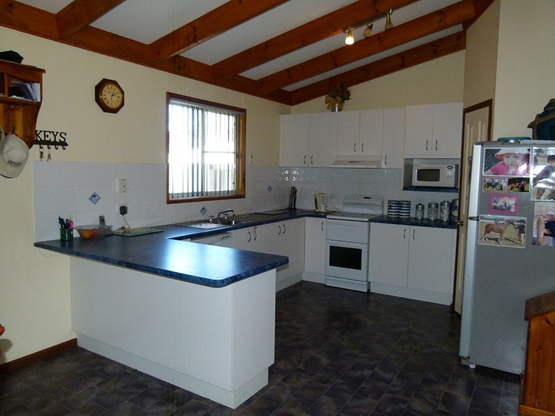 289 Bathurst Street, Forbes NSW 2871