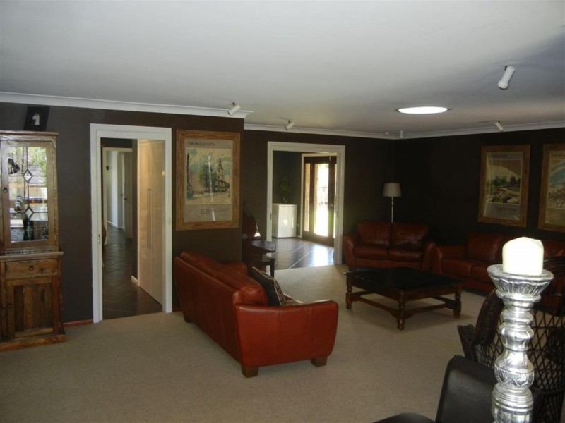 36 Lorking Street, Parkes NSW 2870