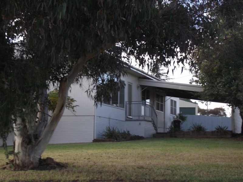 20 Reid Street, Parkes NSW 2870