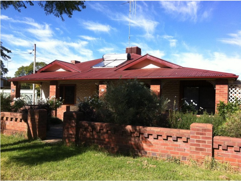 13 Mitchell Street, Parkes NSW 2870