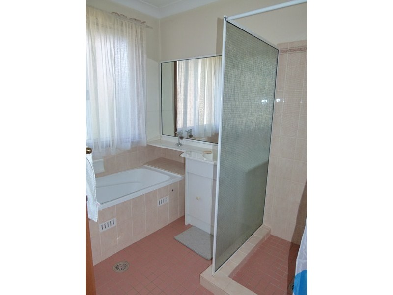 13 Thames Street, Forbes NSW 2871