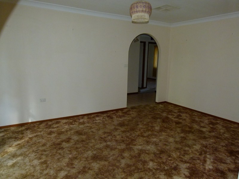 13 Thames Street, Forbes NSW 2871