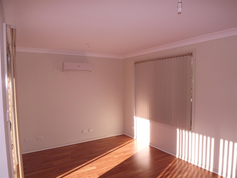 126 Euchie Street, Peak Hill NSW 2869