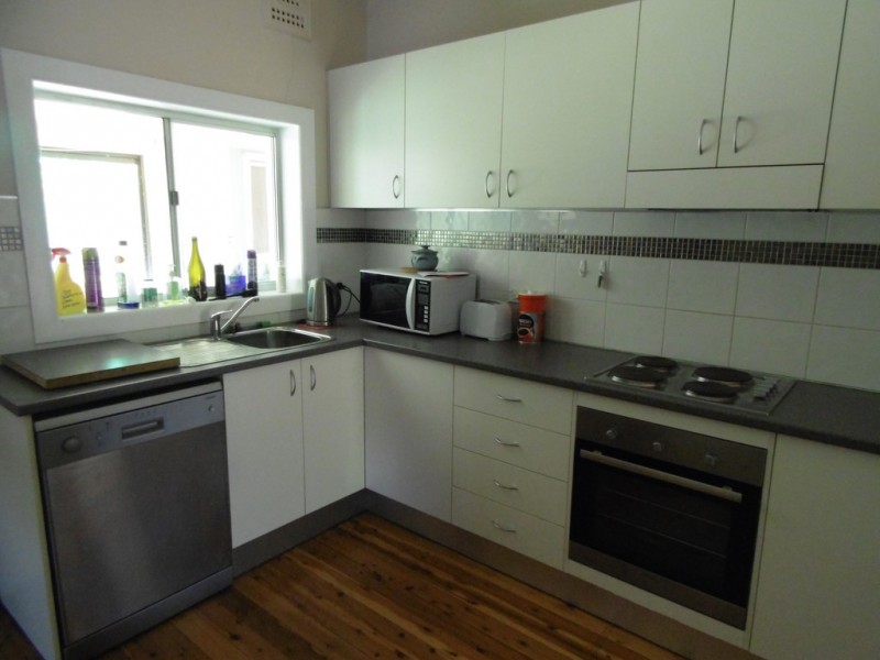 12 Bollinger Street, Parkes NSW 2870