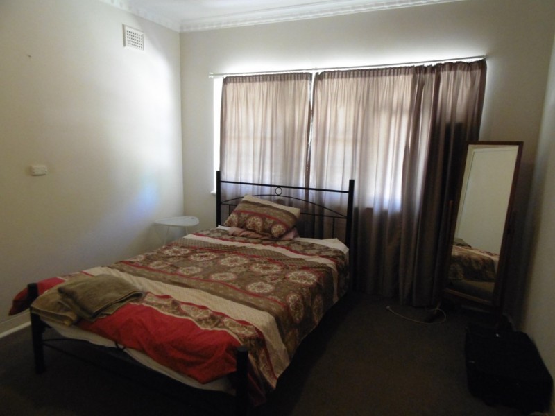 12 Bollinger Street, Parkes NSW 2870