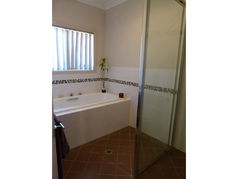 3 McMillan Place, Forbes NSW 2871