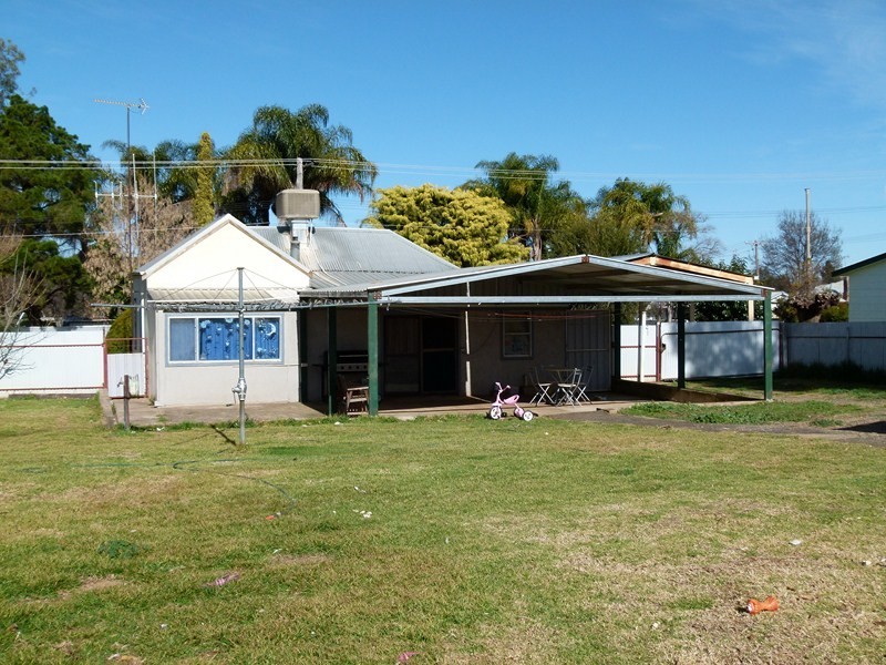 33 Thomson Street, Forbes NSW 2871