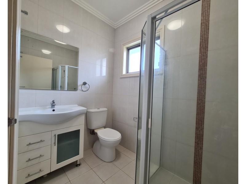 42 Best Street, Parkes NSW 2870