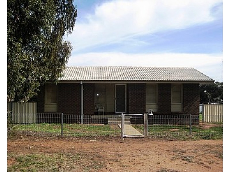 16 Leiferman Street, Condobolin NSW 2877