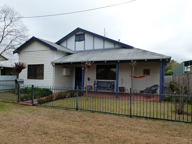 63 Farrand Street, Forbes NSW 2871