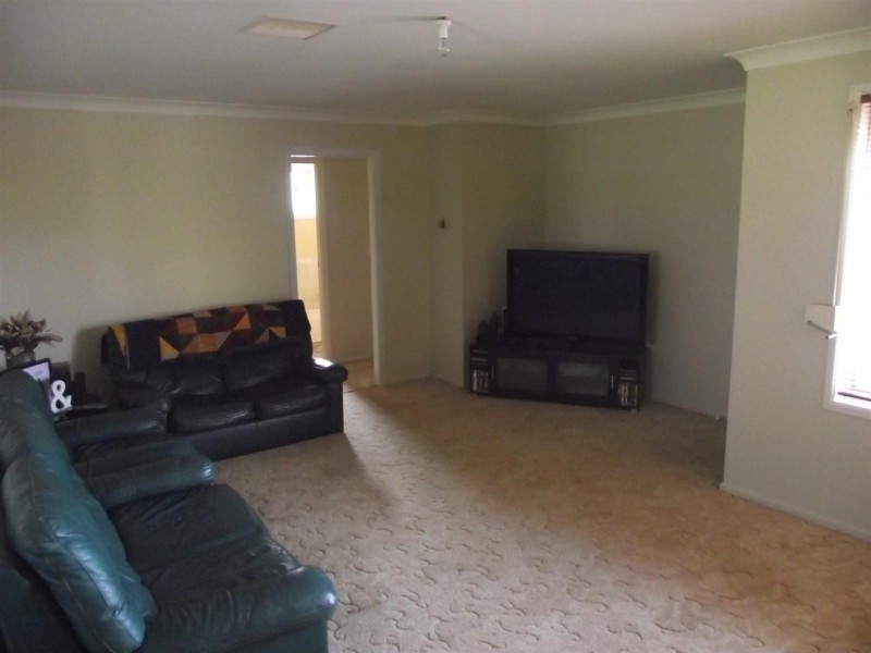 36 Middleton Street, Parkes NSW 2870