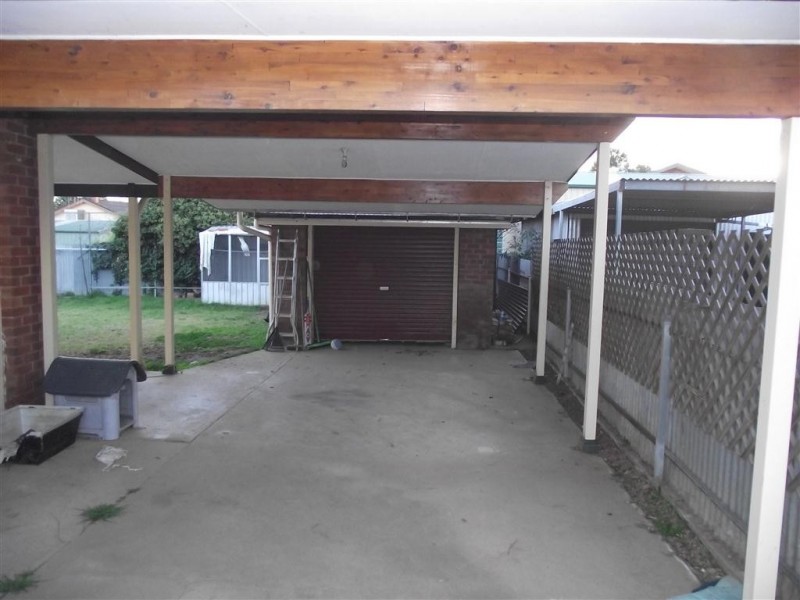 2 Cooke Street, Parkes NSW 2870