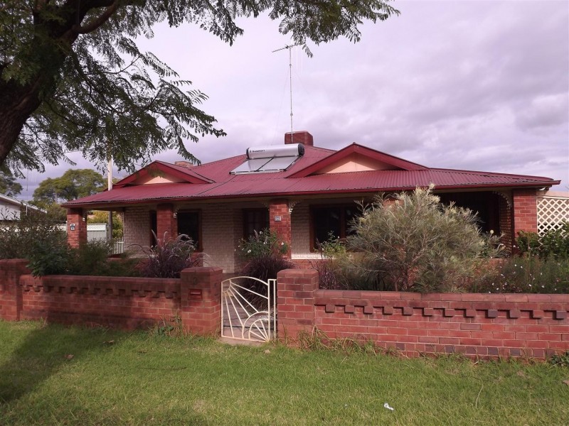13 Mitchell Street, Parkes NSW 2870