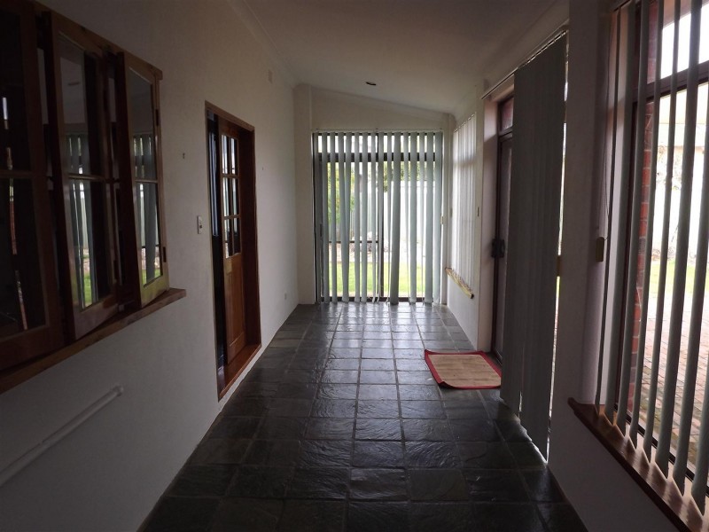13 Mitchell Street, Parkes NSW 2870