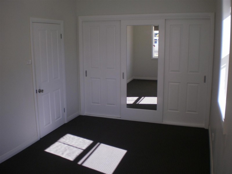 32 Albert Street, Parkes NSW 2870