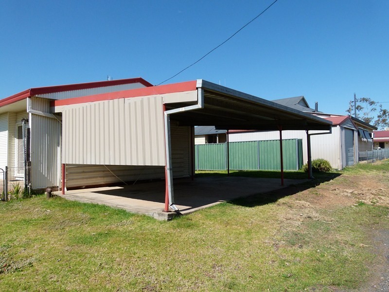 4 Little Underwood Street, Forbes NSW 2871