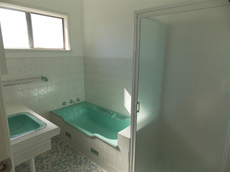 37 Lorking Street, Parkes NSW 2870