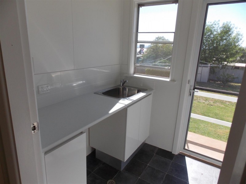 37 Lorking Street, Parkes NSW 2870