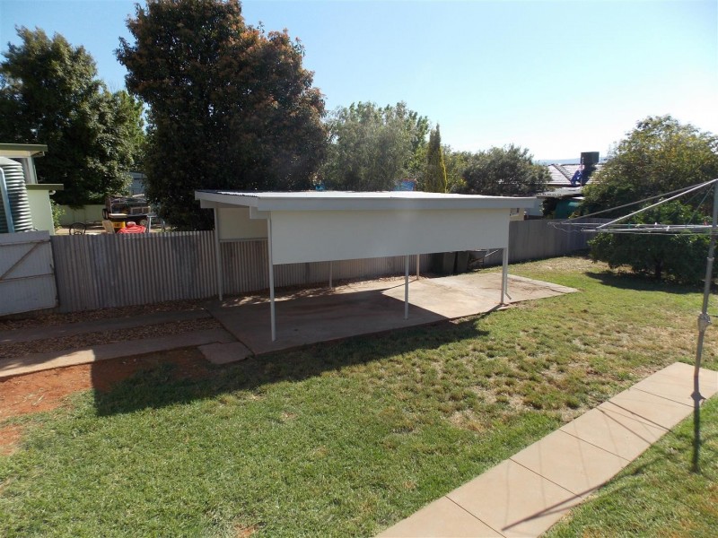 37 Lorking Street, Parkes NSW 2870