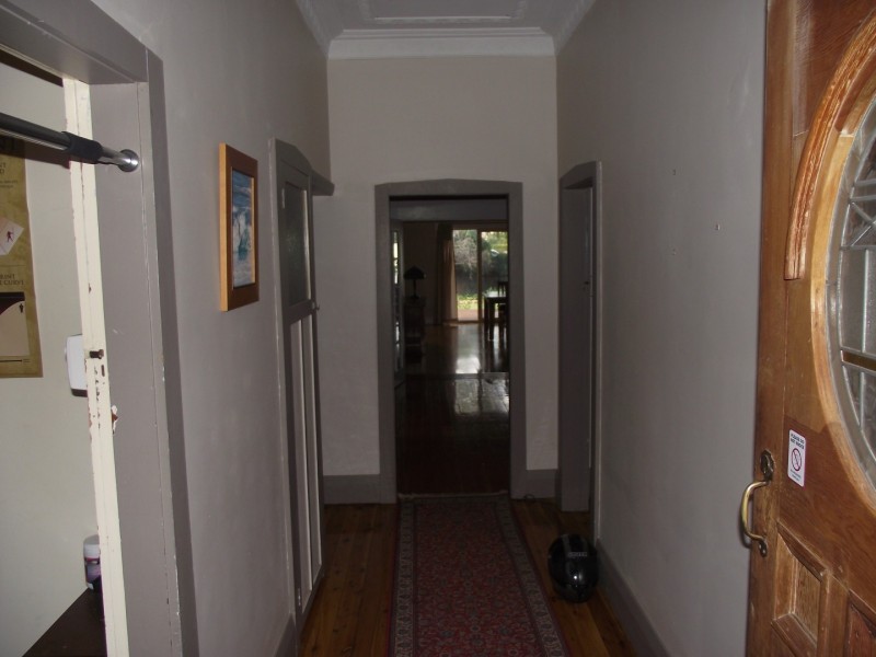 21 Armstrong Street, Parkes NSW 2870