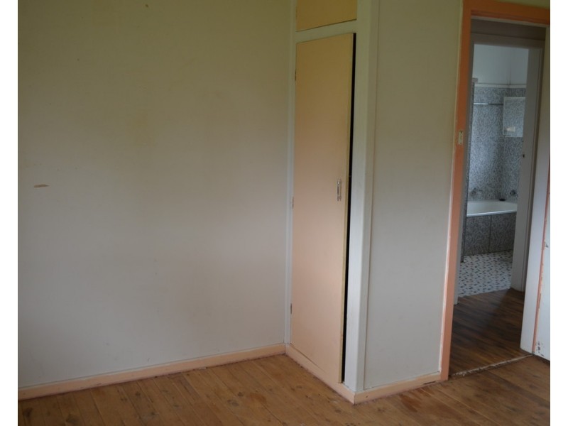 8 Brady Street, Condobolin NSW 2877