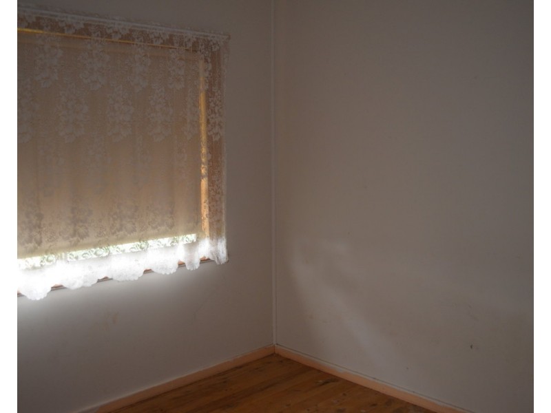 8 Brady Street, Condobolin NSW 2877