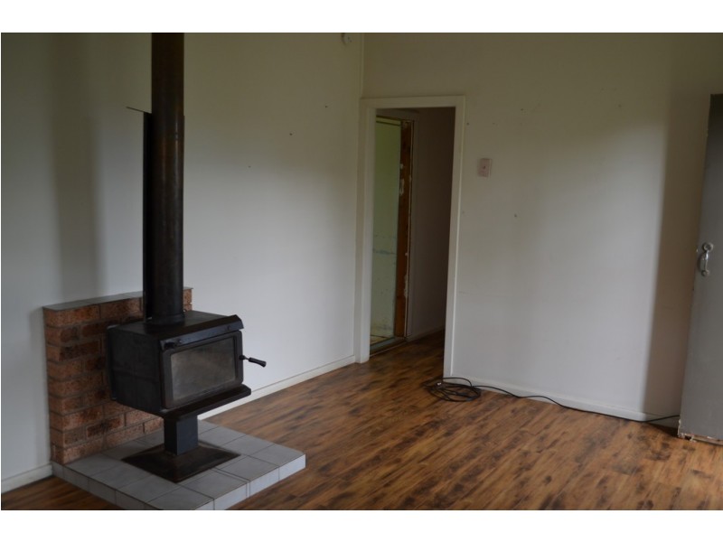 8 Brady Street, Condobolin NSW 2877