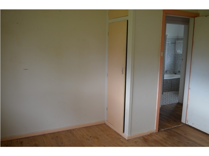 8 Brady Street, Condobolin NSW 2877