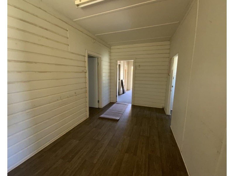 6 Hay Street, Condobolin NSW 2877