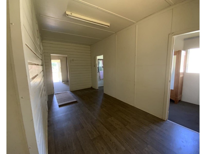 6 Hay Street, Condobolin NSW 2877