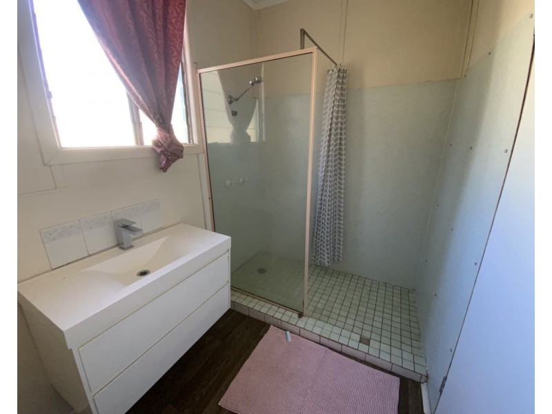 6 Hay Street, Condobolin NSW 2877